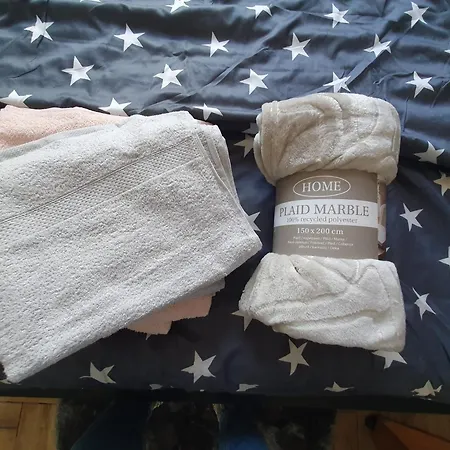 Metropolitan Next To Presidential Palace *