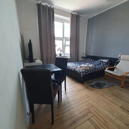 شقة Metropolitan Next To Presidential Palace براتسيلافا